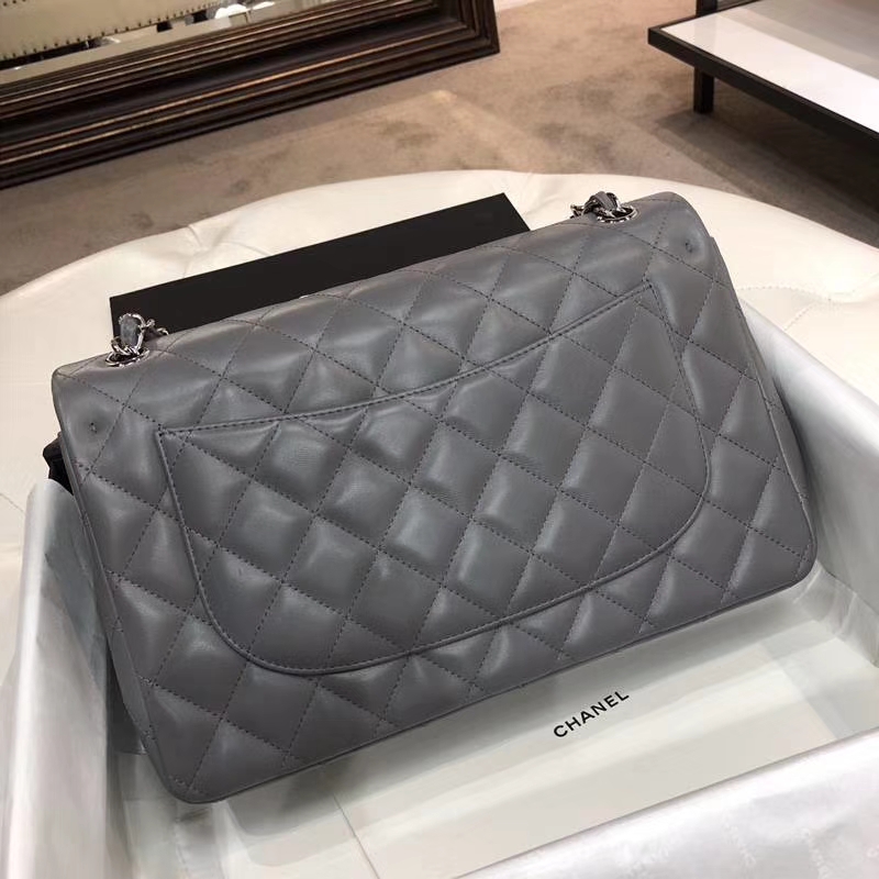 Chanel 香奈儿 Chanel Classic Flap Cf 羊皮 锡器灰 30cm 银扣～现货 