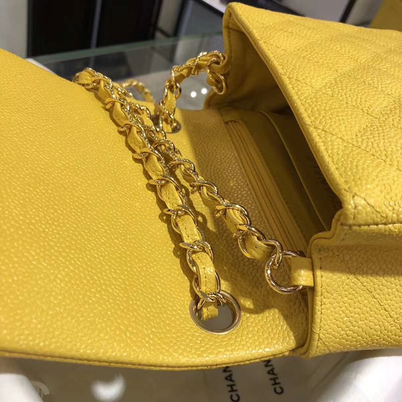 Chanel 香奈儿 Classic Flap Bag  法国进口鱼子酱 17cm 现货 芒果黄 金扣