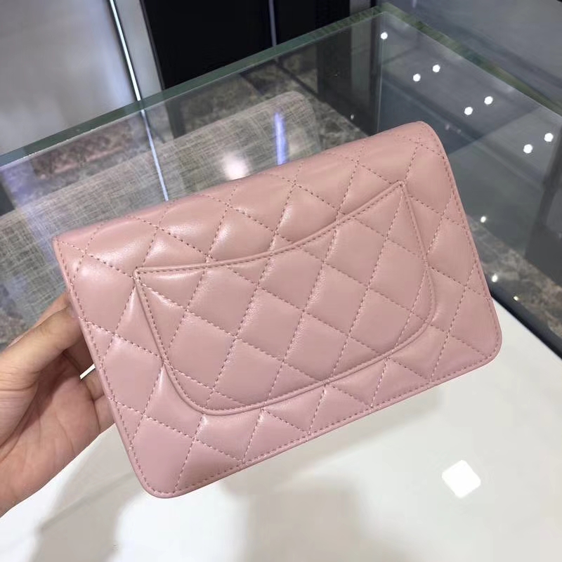 Chanel 香奈儿 WOC 小羊皮 20cm 金链 浅粉色 现货