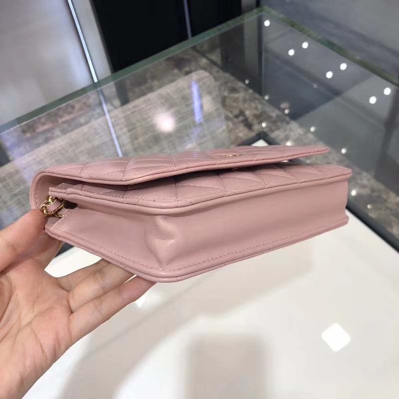 Chanel 香奈儿 WOC 小羊皮 20cm 金链 浅粉色 现货