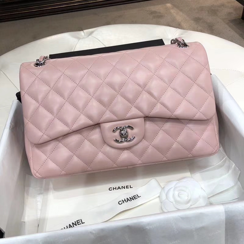 Chanel 香奈儿 Jumbo 小羊皮 浅粉色 银扣 30cm 现货