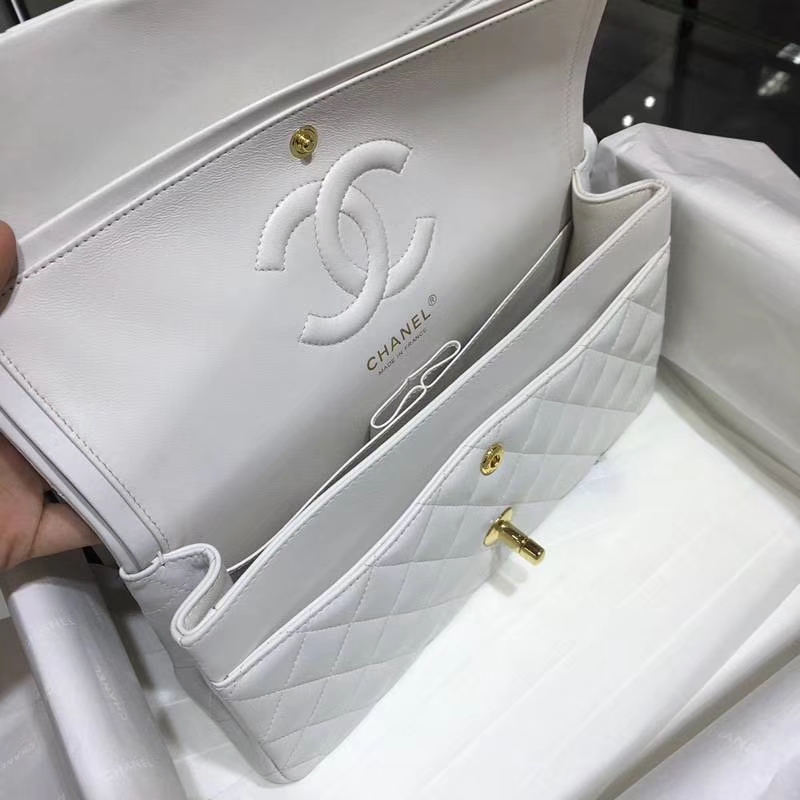 Chanel 香奈儿 Classic Flap Bag  25cm 进口小羊皮 现货 白色 金扣