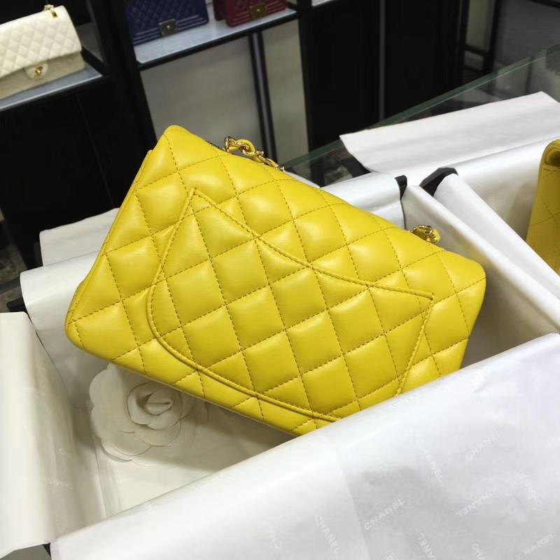 Chanel 香奈儿 Classic Flap Bag  20cm 进口小羊皮 现货 明亮黄 金扣   
