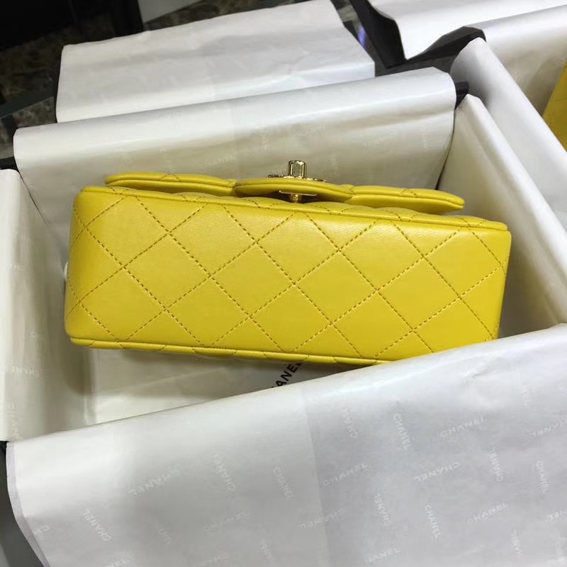 Chanel 香奈儿 Classic Flap Bag  20cm 进口小羊皮 现货 明亮黄 金扣   