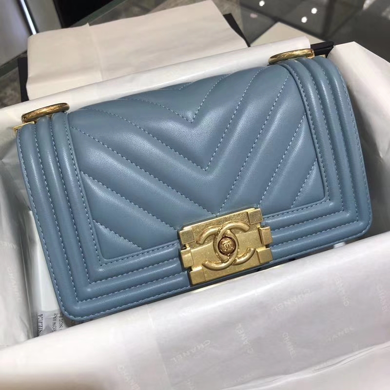 Chanel 香奈儿 Leboy Bag 大V款 小羊皮 20cm 雾霾蓝 亚金 现货