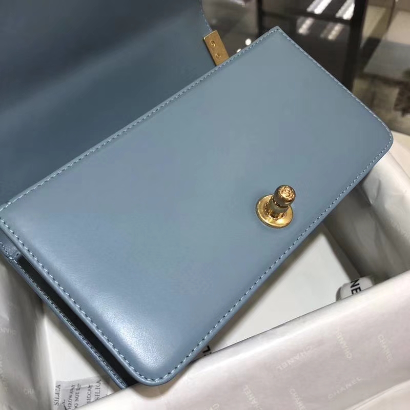Chanel 香奈儿 Leboy Bag 大V款 小羊皮 20cm 雾霾蓝 亚金 现货