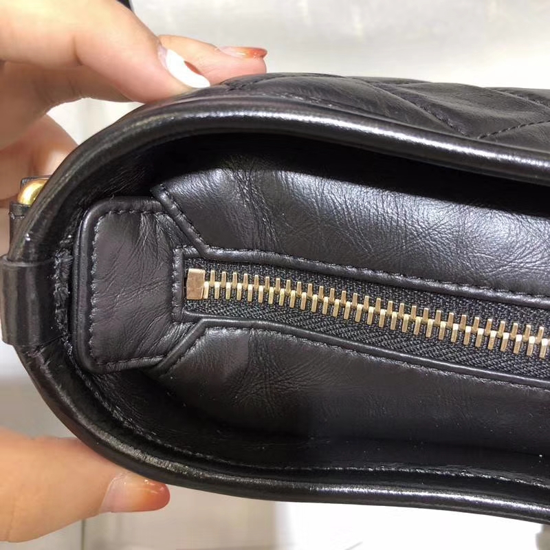 CHANEL GABRIELLE 流浪包  进口小牛皮双色金属精裁而成 实拍图 黑色 20cm