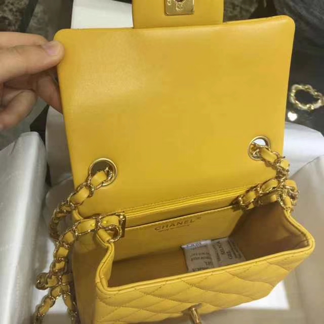 Chanel 香奈儿 Classic Flap Bag  Imported lamb skin 进口小羊皮 17cm 现货 芒果黄 金扣