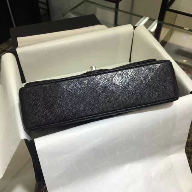 Chanel 香奈儿 Classic Flap Bag  进口鱼子酱 25cm 现货 黑色 银扣