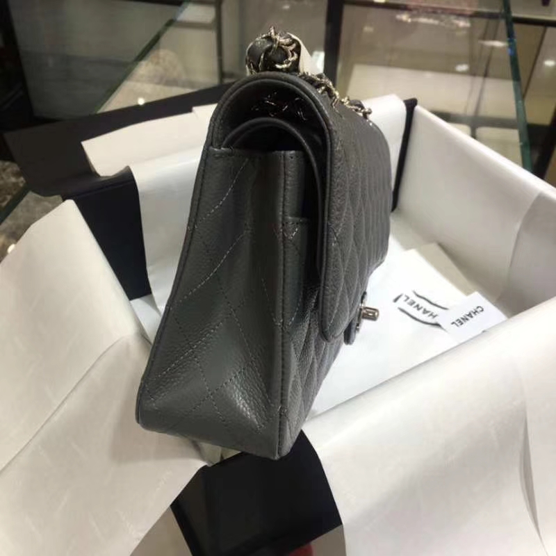 Chanel 香奈儿 Classic Flap Bag  进口鱼子酱 25cm 现货 锡器灰 银扣