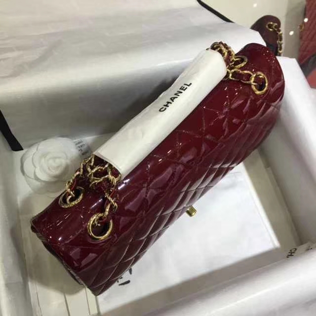 Chanel 香奈儿 Classic Flap Bag  进口漆皮 25cm 酒红 金扣 现货
