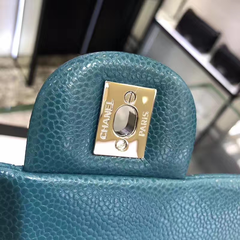 Classic Flap Bag 鱼子酱 17cm 孔雀蓝 银扣 纯正品开发 顶级的工艺 进出专柜无压力