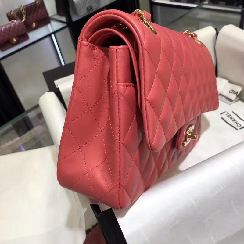 Chanel 香奈儿 Classic Flap Bag 25cm 小羊皮 西瓜红 金扣 纯正品开发 顶级的工艺 进出专柜无压力