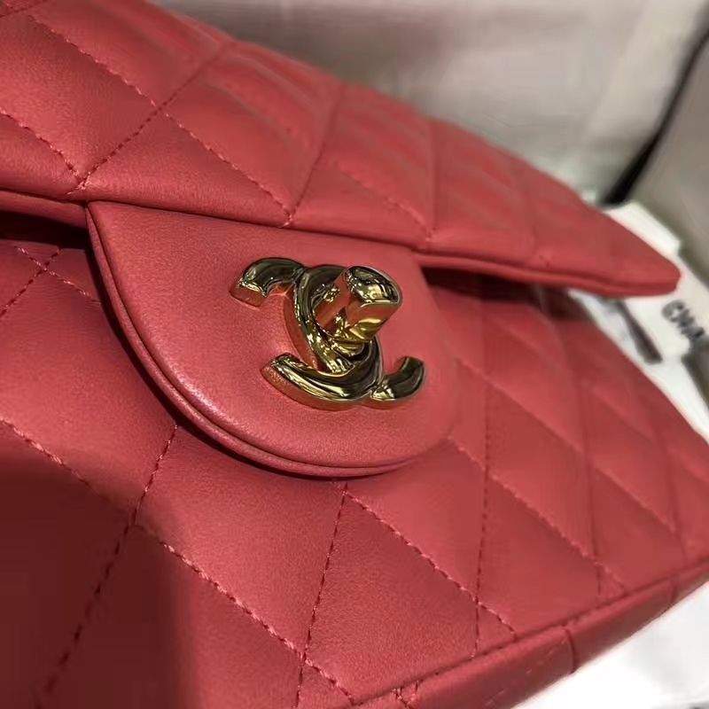 Chanel 香奈儿 Classic Flap Bag 25cm 小羊皮 西瓜红 金扣 纯正品开发 顶级的工艺 进出专柜无压力