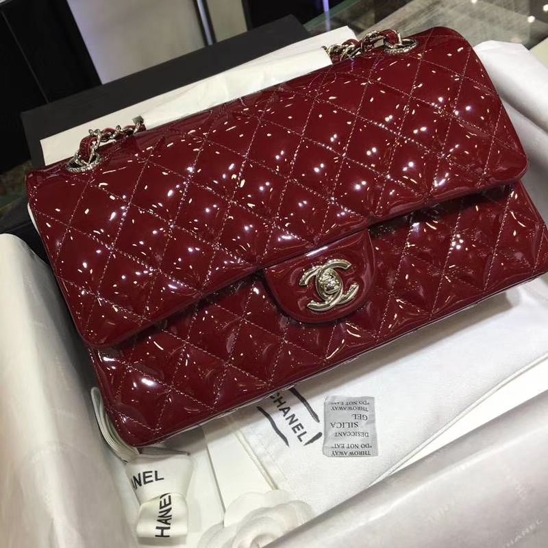 Chanel 香奈儿 Classic Flap Bag  进口漆皮 25cm 酒红 银扣