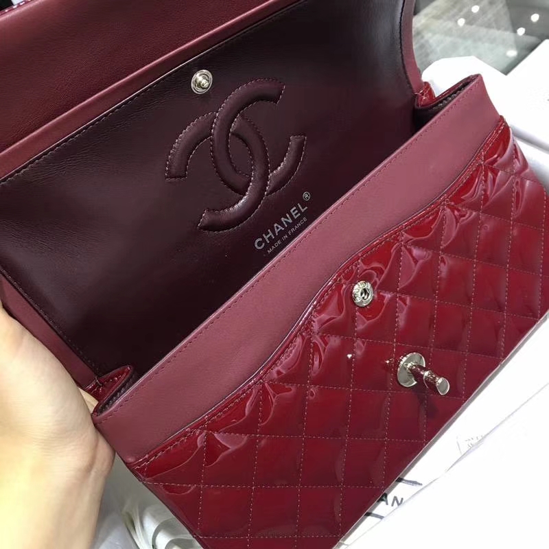Chanel 香奈儿 Classic Flap Bag  进口漆皮 25cm 酒红 银扣