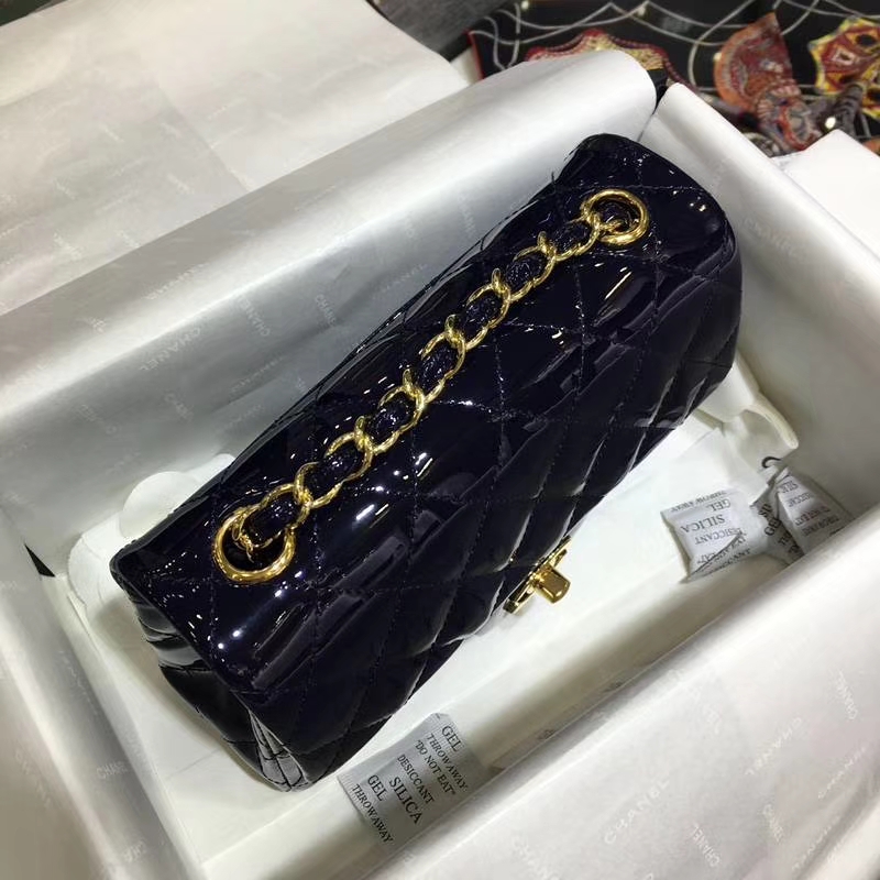 Chanel 香奈儿 Classic Flap Bag  进口漆皮 20cm 海军蓝 金扣