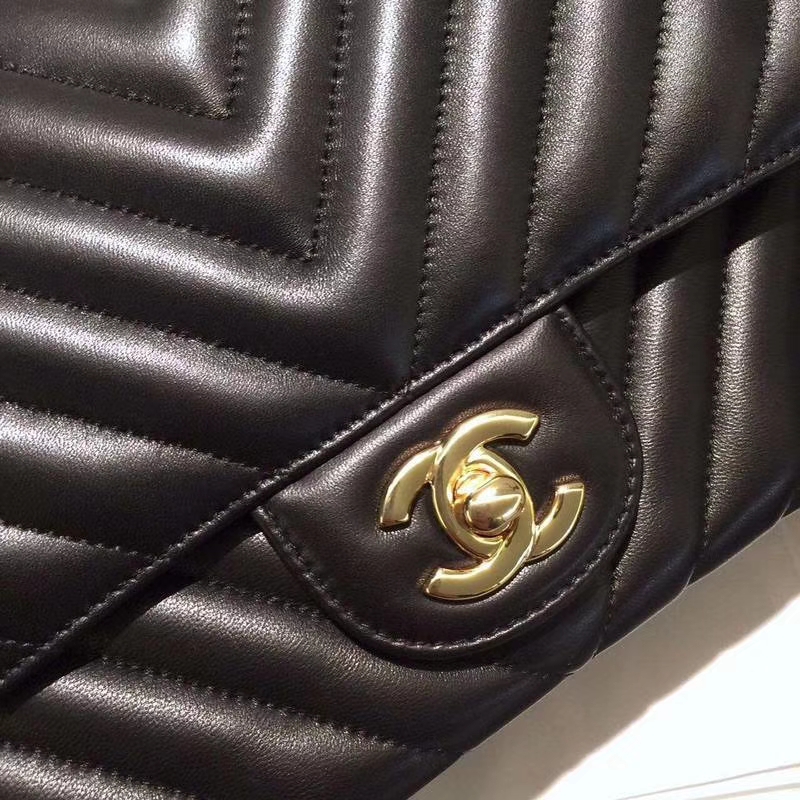 Chanel 香奈儿 Classic Flap V Bag 进口小羊皮 25cm 进出专柜品质 黑色车边款 金扣