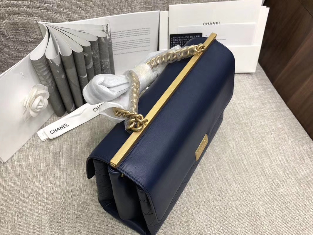 2018年新款口盖包 进口小羊皮 金色金属黄 宝石蓝 28cm