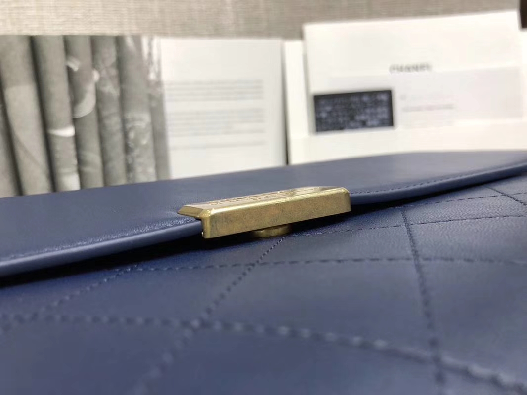 2018年新款口盖包 进口小羊皮 金色金属黄 宝石蓝 28cm