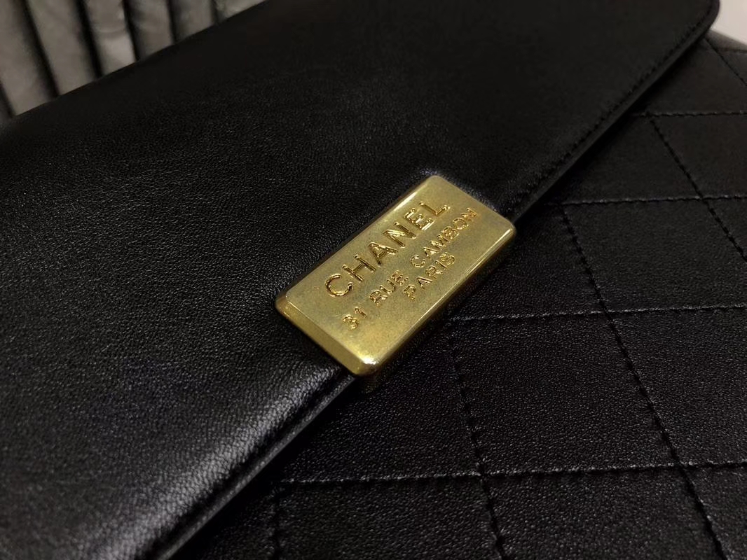 2018年新款口盖包 进口小羊皮 金色金属黄 黑色28cm