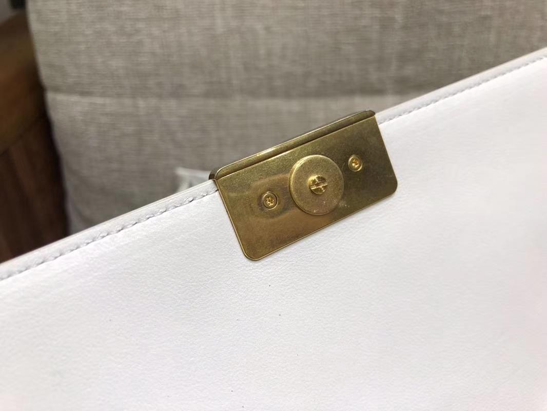 2018年新款口盖包 进口小羊皮 金色金属黄 白色 28cm