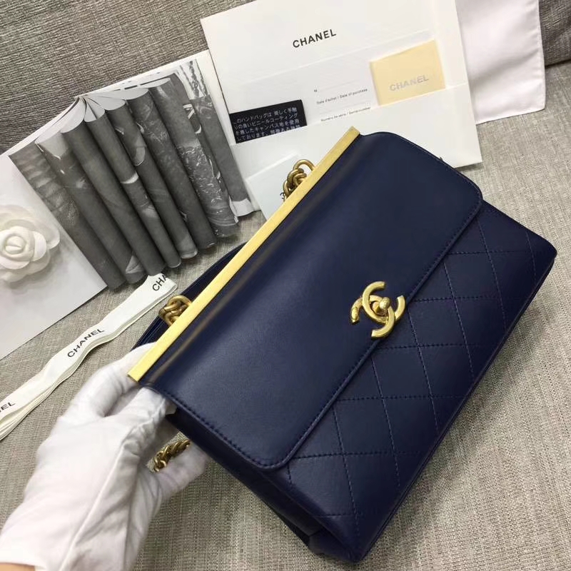 2018年新款口盖包 进口小羊皮 金色金属黄 宝石蓝 23c m