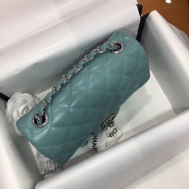 Chanel 香奈儿 Classic Flap Bag 进口小羊皮 20cm 现货 薄荷绿 银扣