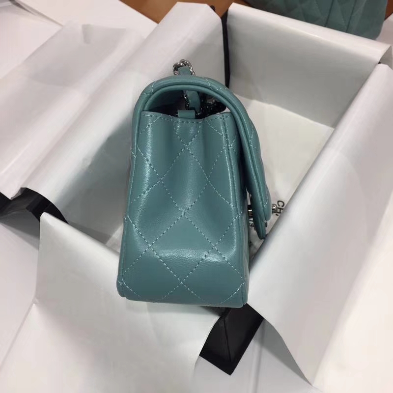 Chanel 香奈儿 Classic Flap Bag 进口小羊皮 20cm 现货 薄荷绿 银扣