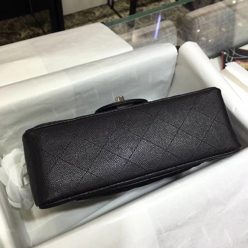 Chanel 香奈儿 Classic Flap Bag  进口小鱼子酱 20cm现货 黑色 银扣