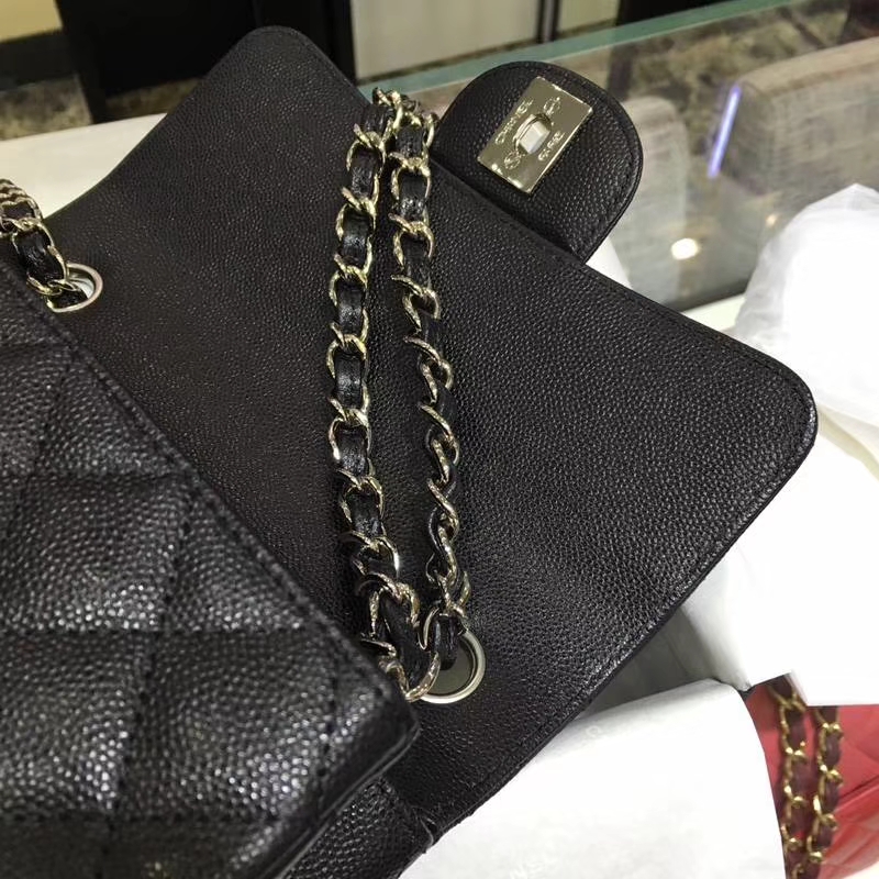 Chanel 香奈儿 Classic Flap Bag  进口小鱼子酱 20cm现货 黑色 银扣