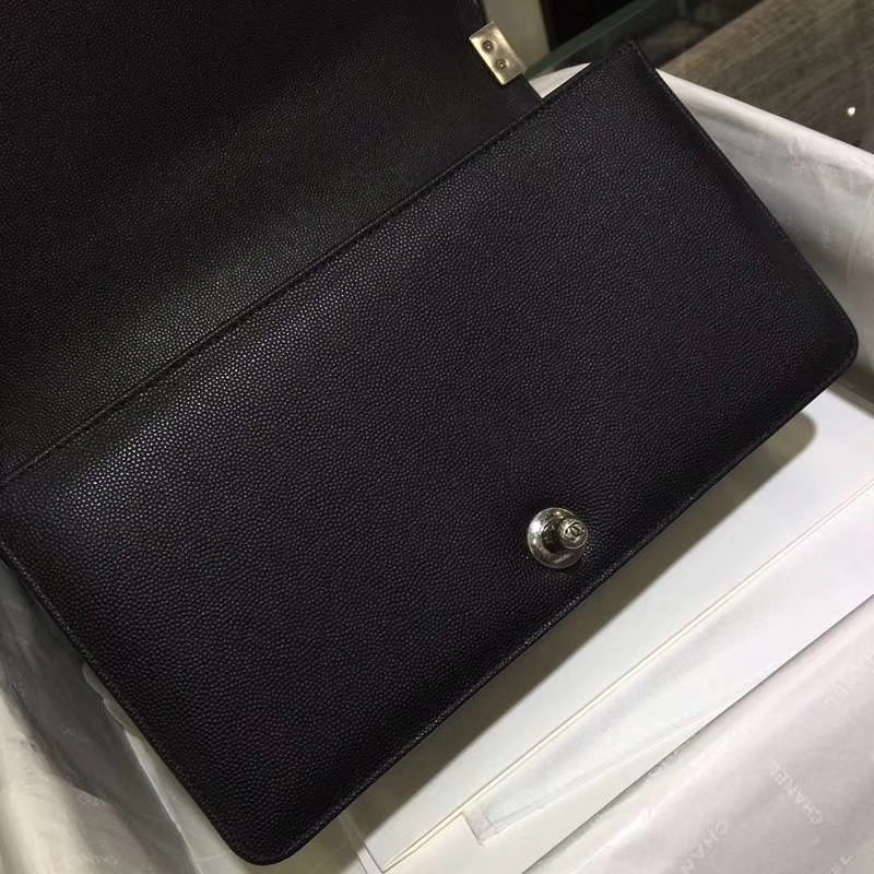 Chanel 香奈儿 Leboy Bag 大V款 小球纹 25cm 黑色 古银