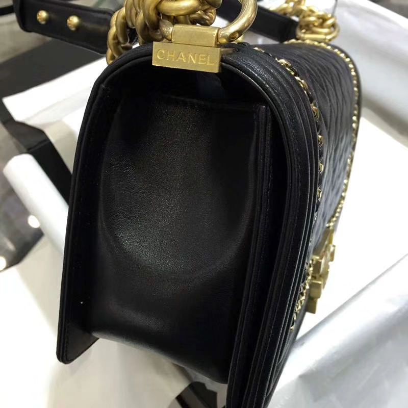 Chanel 香奈儿  Leboy Bag 链条款 小羊皮 25cm 黑色 沙金 