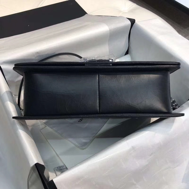 Chanel 香奈儿 Leboy Bag 手工链  复刻皮 28cm 黑色 白银五金