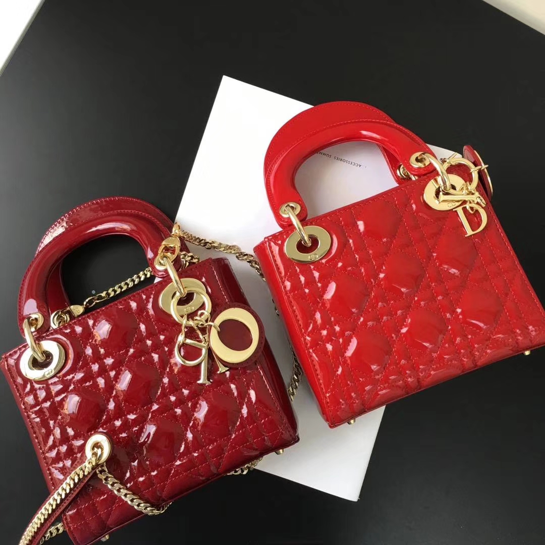 Dior 迪奥 小号 戴妃包 Lady Dior 17cm漆皮戴妃 现有颜色 大红色 珊瑚红