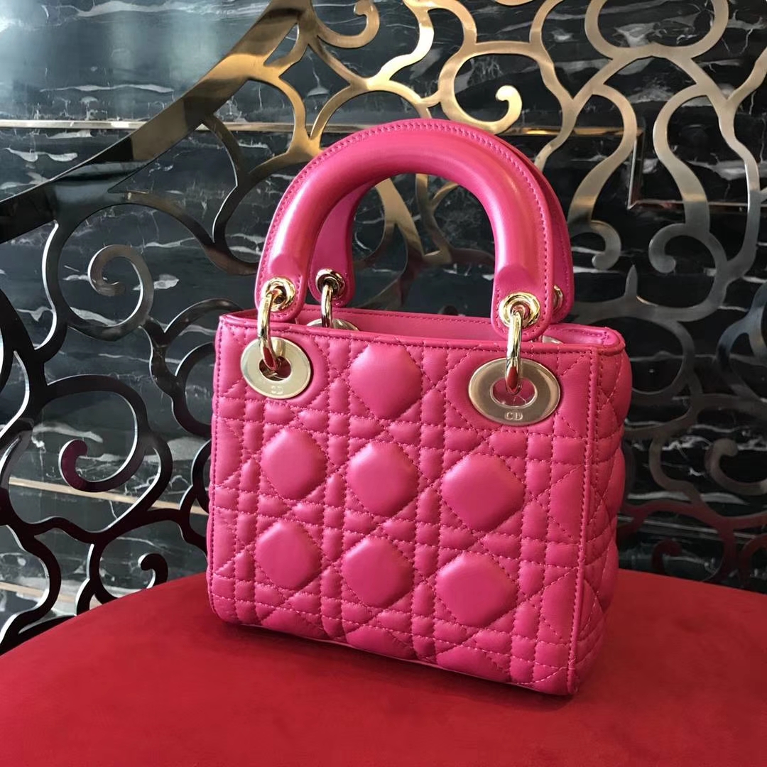 Dior 迪奥 小号 戴妃包 Lady Dior 17cm羊皮戴妃 现有颜色 玫红色 桃红色