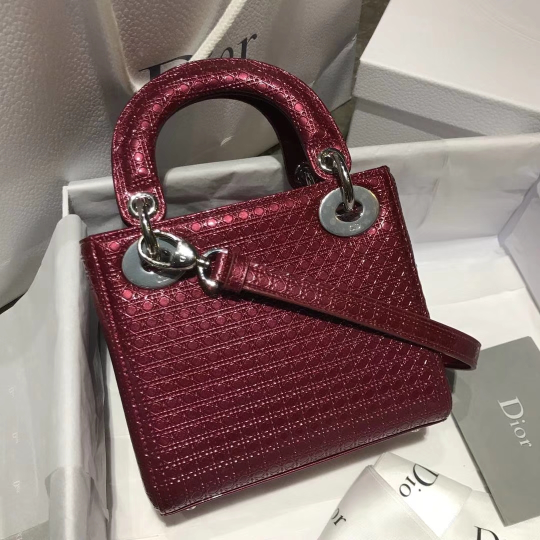 Dior 迪奥 戴妃包 Lady Dior 小号17cm 酒红色戴妃 聚会必备 闪耀全场