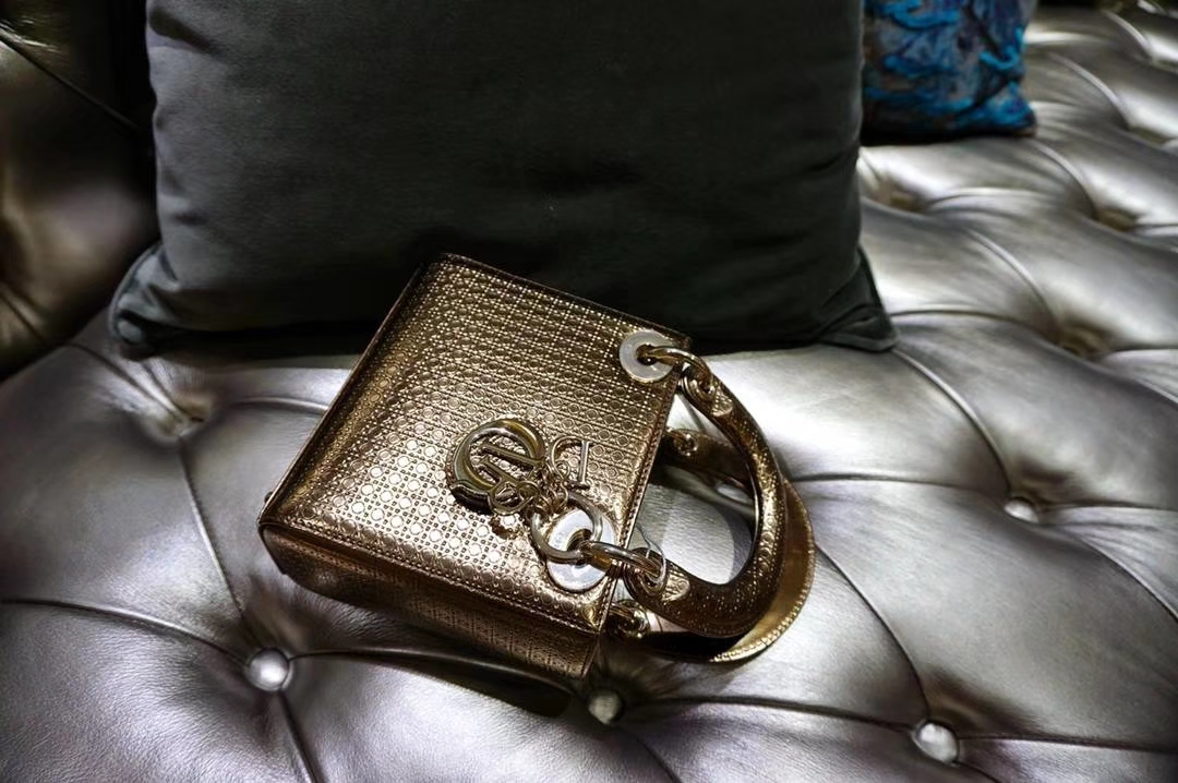 Dior 迪奥 戴妃包 Lady Dior 小号17cm古铜金色戴妃 聚会必备 闪耀全场