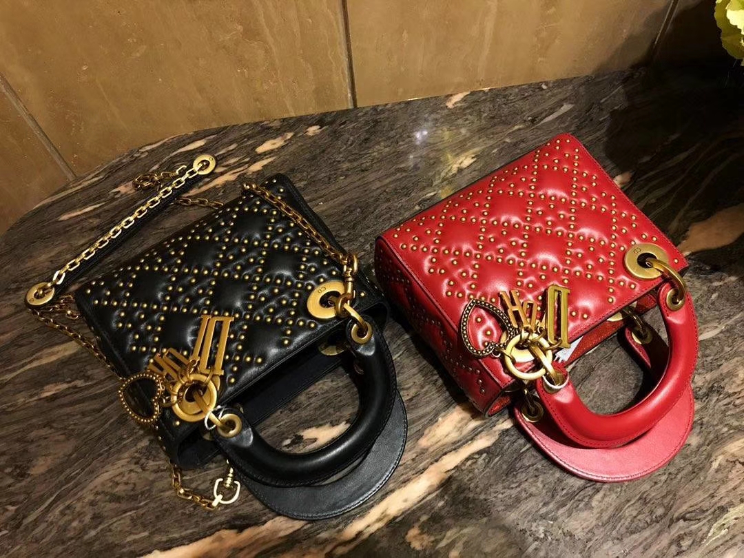 Dior 迪奥 定制版小号17cm铆钉包 戴妃包 Lady Dior mini 红色 爱心扣