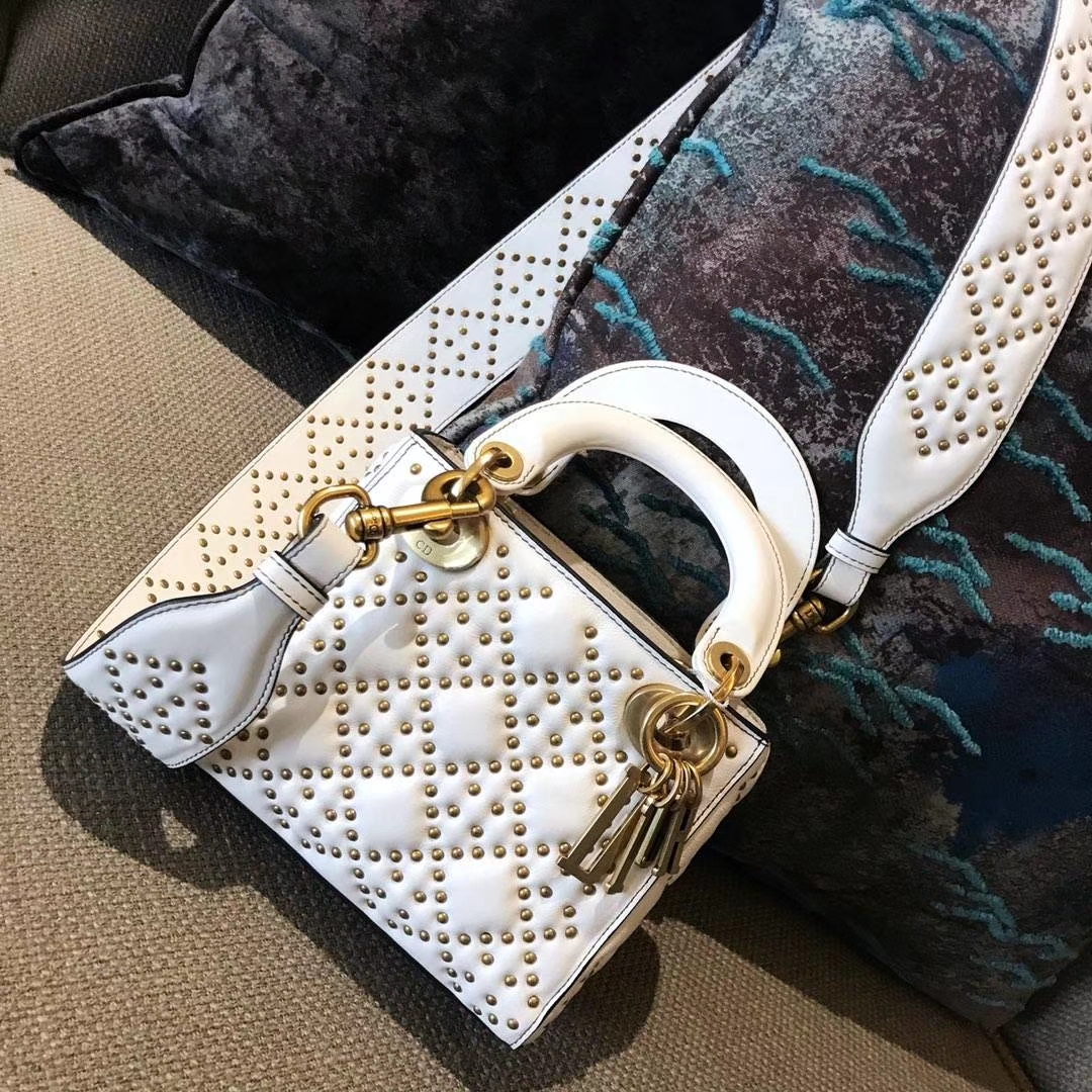 Dior 迪奥 定制版小号17cm铆钉包 戴妃包 Lady Dior mini 白色