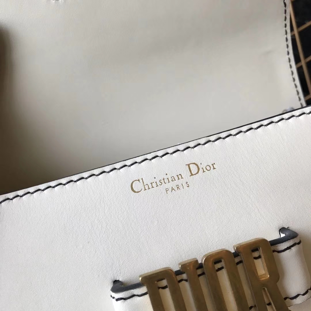 Dior 迪奥 小手提包 DIORAMA 白色 牛皮马鞍包 22.5cm