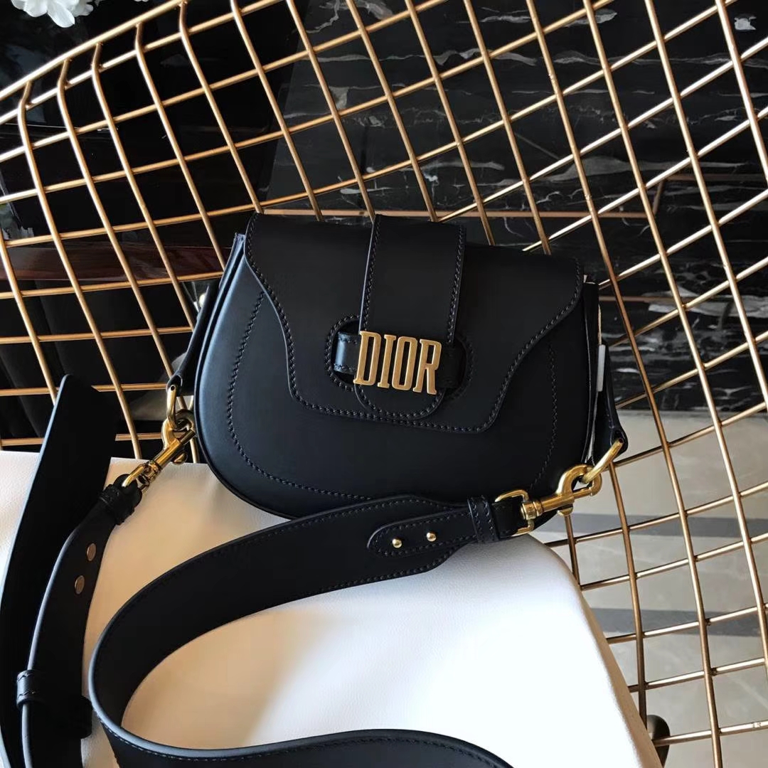 Dior 迪奥 小手提包 DIORAMA 黑色 牛皮马鞍包 22.5cm