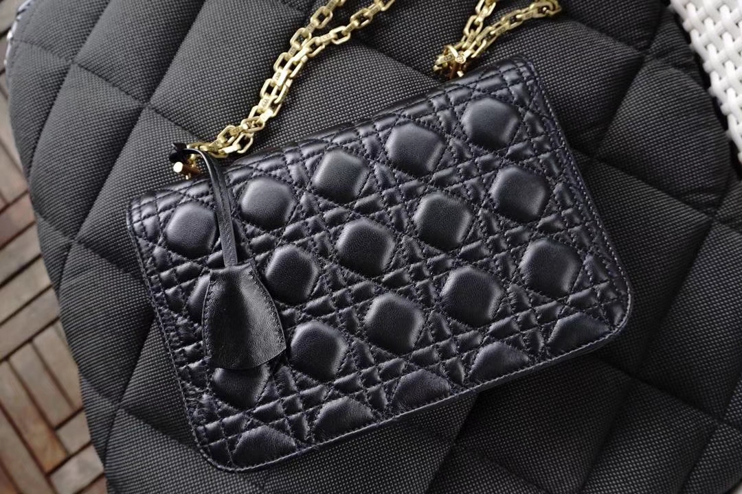 Dior 迪奥 Miss 黑色羊皮 链条包 21cm  意大利原厂水染小羊皮制作  原厂正品皮