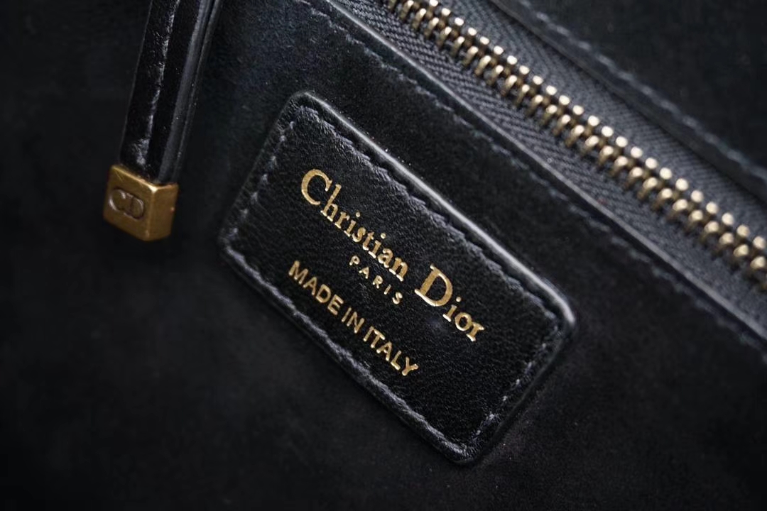 Dior 迪奥 Miss 黑色羊皮 链条包 21cm  意大利原厂水染小羊皮制作  原厂正品皮