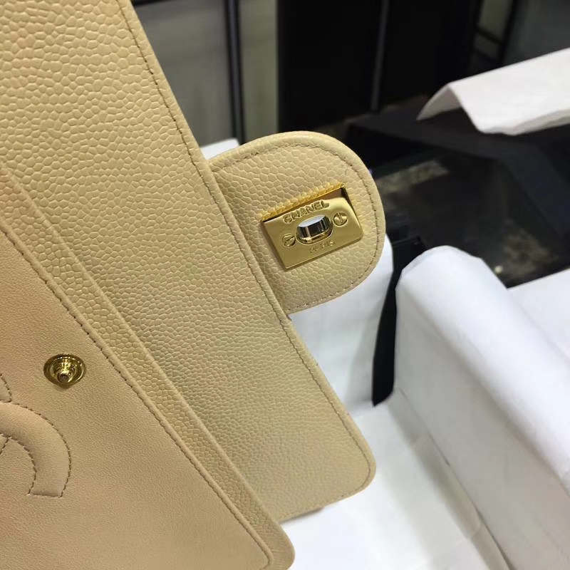 Chanel 香奈儿 Classic Flap 鱼子酱【杏色】车边 25cm 金（现货）