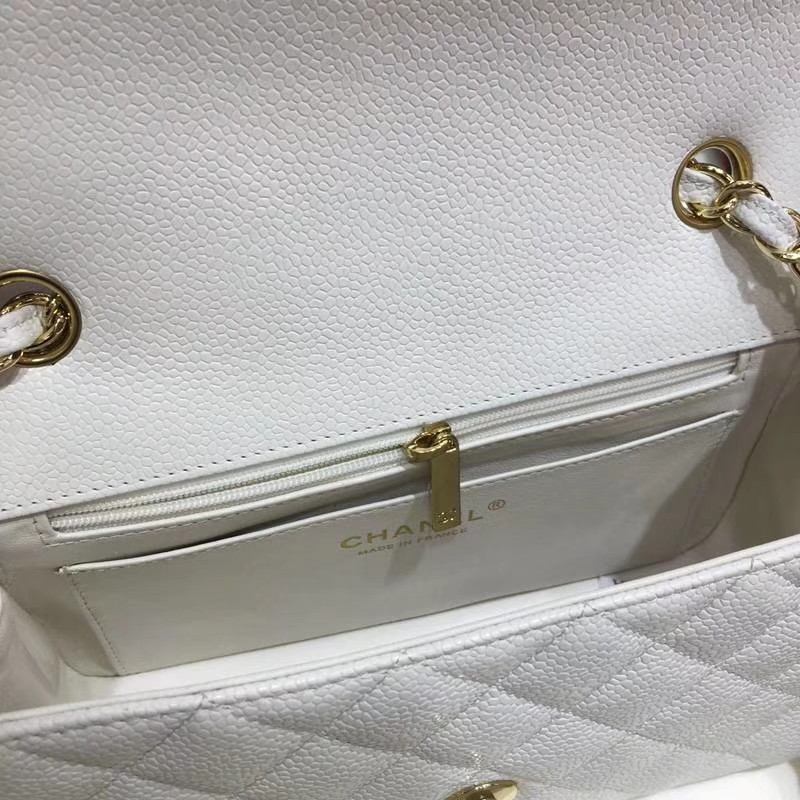Chanel 香奈儿 Classic Flap 鱼子酱【白色】 20cm  金（现货）
