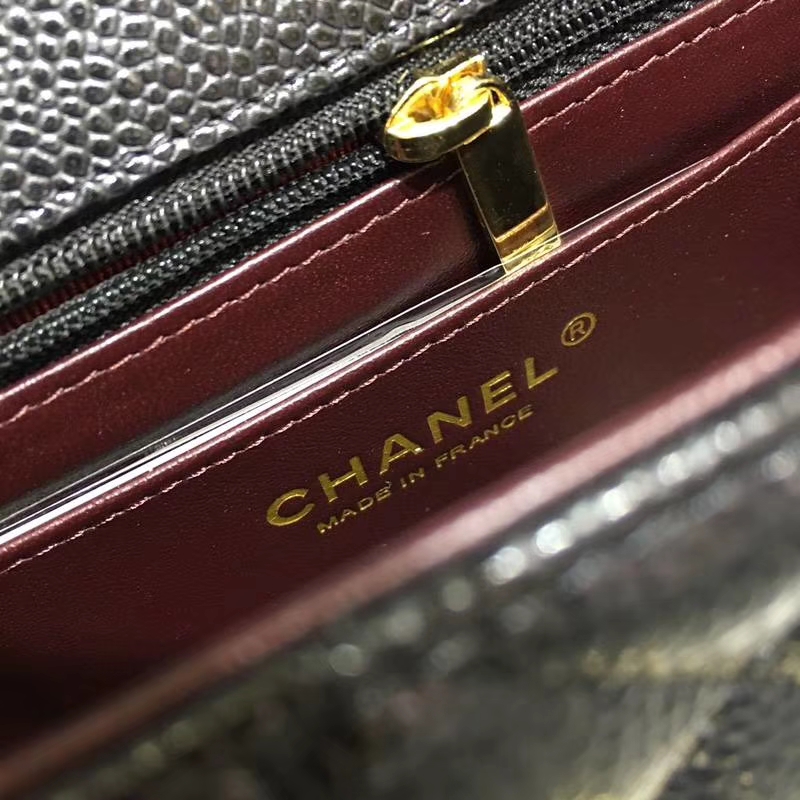 Chanel 香奈儿 Classic Flap 鱼子酱【黑色】车边  20cm 金（现货）