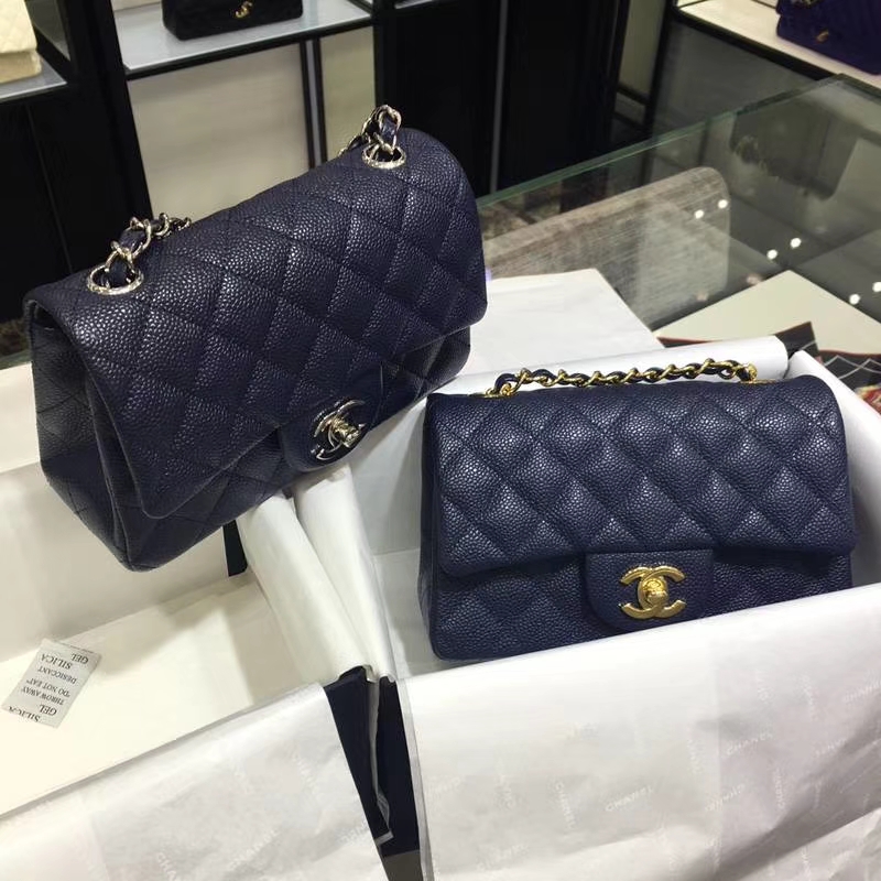 Chanel 香奈儿 Classic Flap 鱼子酱【海军蓝】 20cm 金（现货）