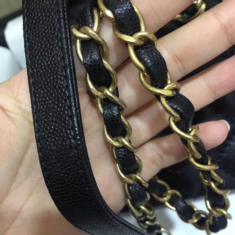 Chanel 香奈儿 COCO Handle 黑色牛皮 复古金链 28cm