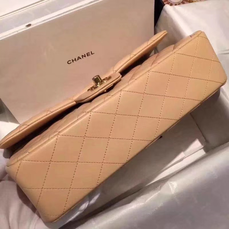 Chanel 香奈儿 Classic Flap 羊皮 杏色 25cm 金扣